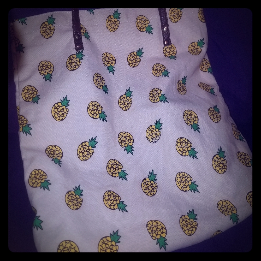 Pineapple tote